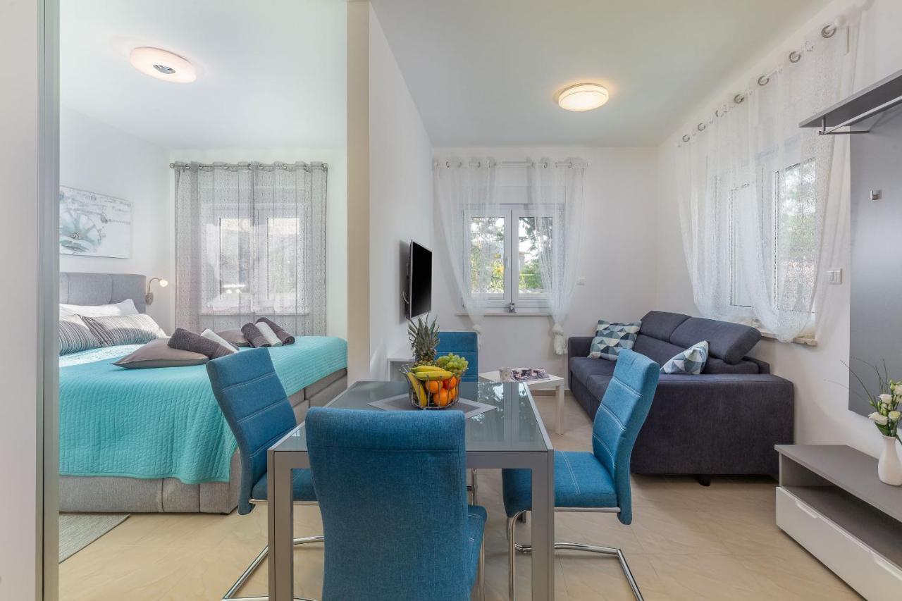 Evita Fazana Premium Studio Apartments Ngoại thất bức ảnh