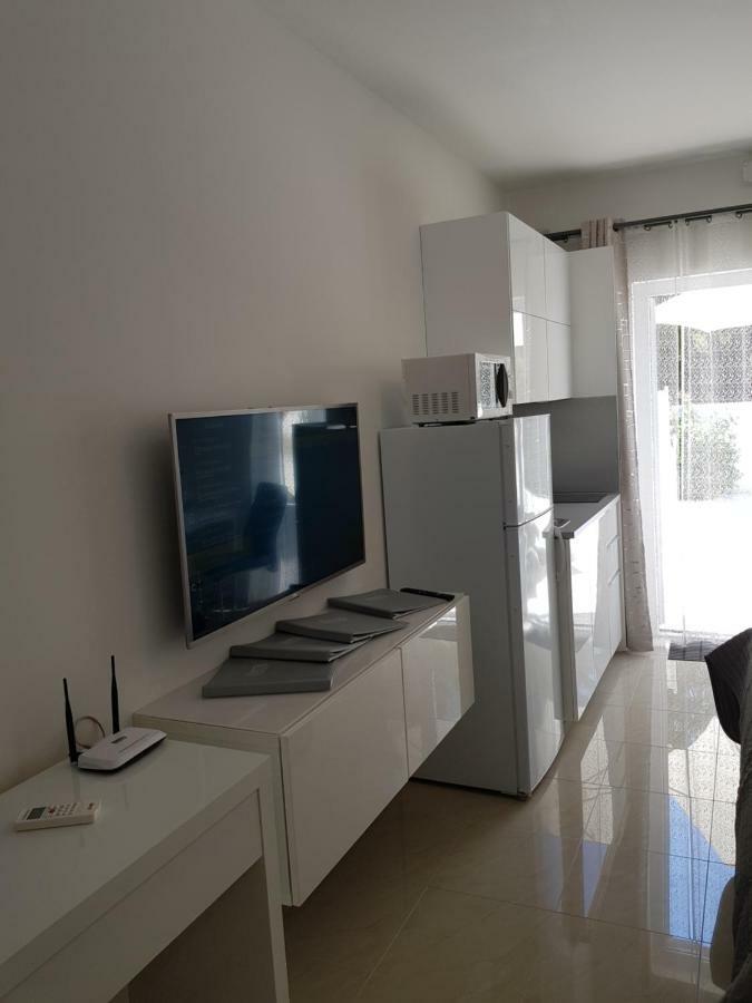 Evita Fazana Premium Studio Apartments Ngoại thất bức ảnh