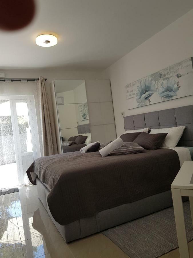 Evita Fazana Premium Studio Apartments Ngoại thất bức ảnh
